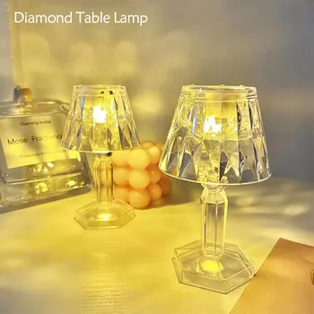 LED קריסטל מנורת שולחן Projetor אקריליק יהלום מנורת שולחן LED מנורת לילה ליד המיטה אור על קישוט חדר השינה светильник 무드등