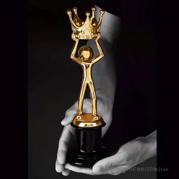 יצירתי אופי הכתר פסל מצופה זהב שרף גביע אישית זיכרון חרוט ילדים עיצוב גביע קריסטל.